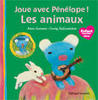 pénélope joue avec les animaux