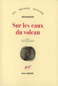 Couverture Sur les eaux du volcan ()