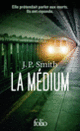 Couverture La médium (J.P. Smith)