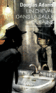 Couverture Un cheval dans la salle de bains (Douglas Adams)